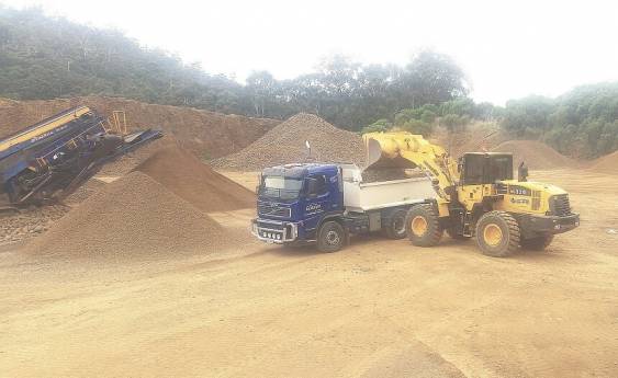 DL & KL Gordon Earthmoving and Quarry Supplies
